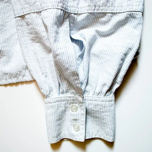 Puff Sleeve Button-Up - Picture 4 of 4